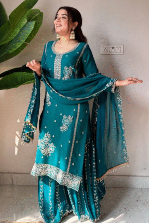 Elegant Teal Traditional Ethnic Outfit