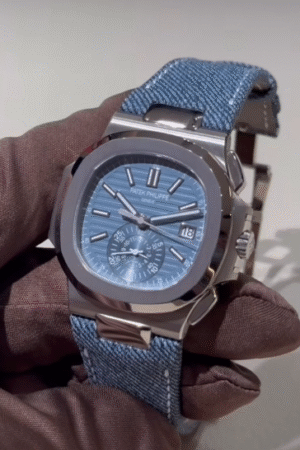 Luxury Blue Dial Watch – Elegant, Modern & Timeless Design